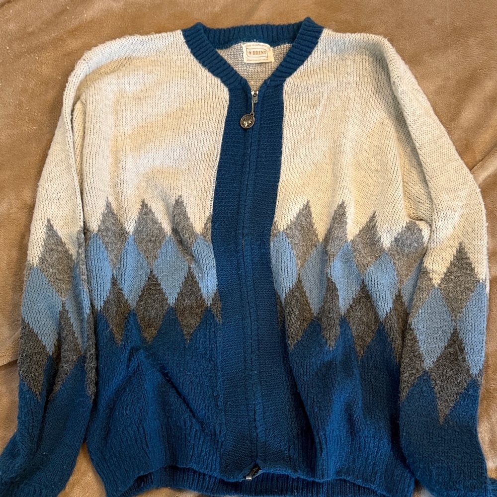 Vintage Inspired Argyle Zip Cardigan Sweater – Blue & Gray – Men’s Size Small